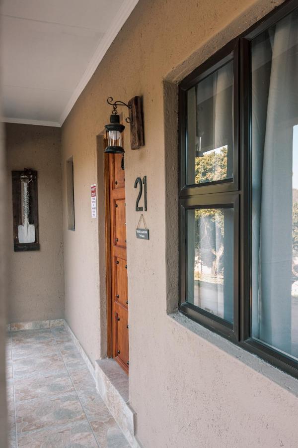 Pumbaa Wildlife Park & Accommodation Mbombela Exterior photo